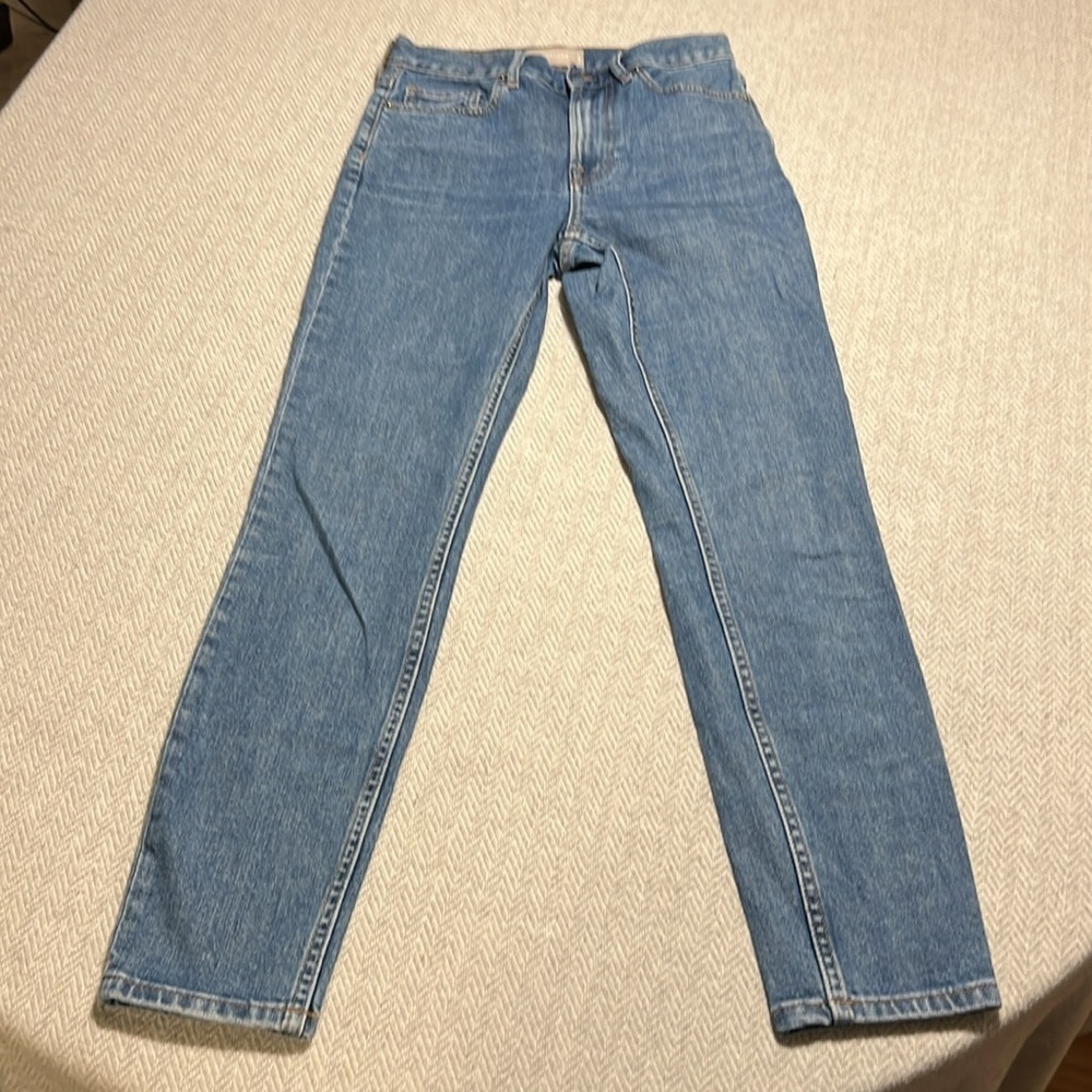 EVERLANE High rise Skinny Jean.  Size 25 Regular. - Picture 4 of 13